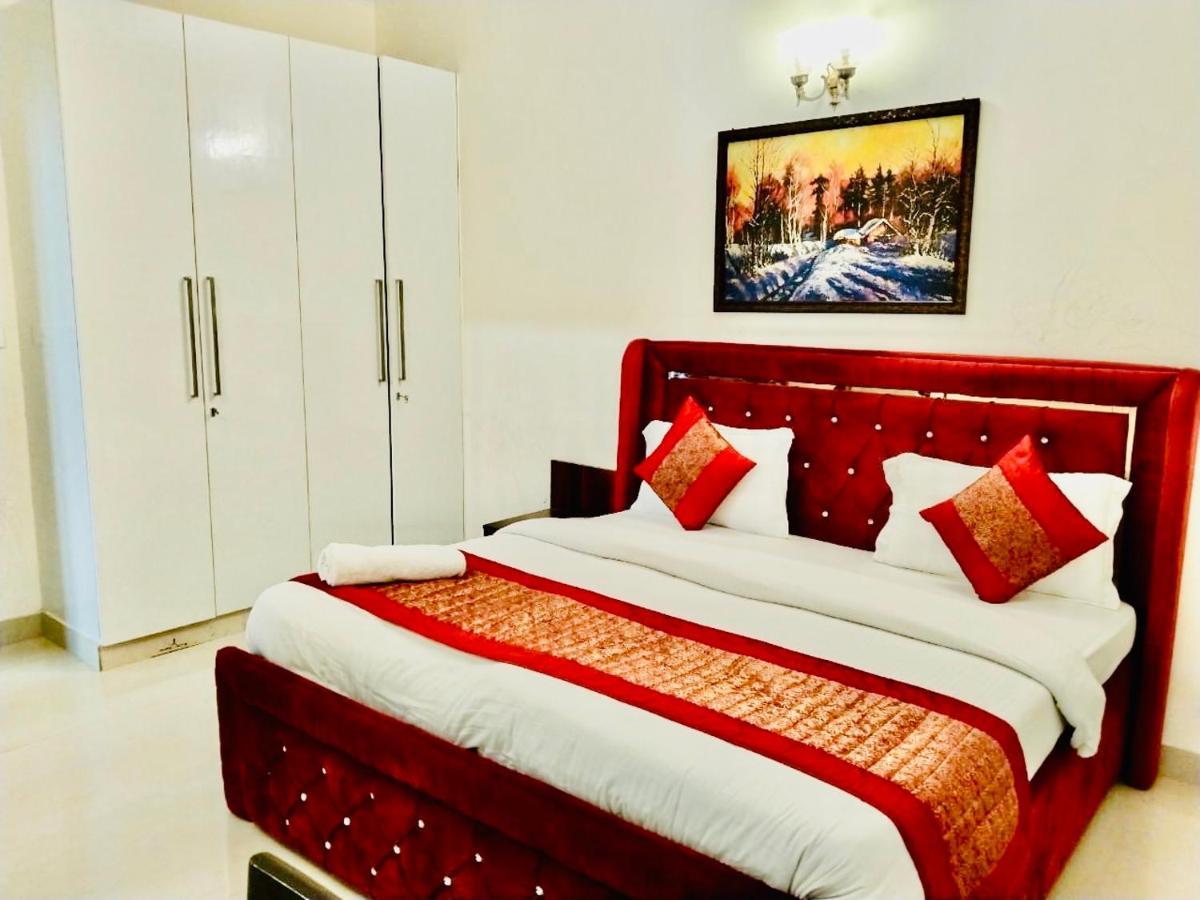 Fortune Home Service Apartment 2Bhk,E28 Saket 2A New Delhi Exterior photo